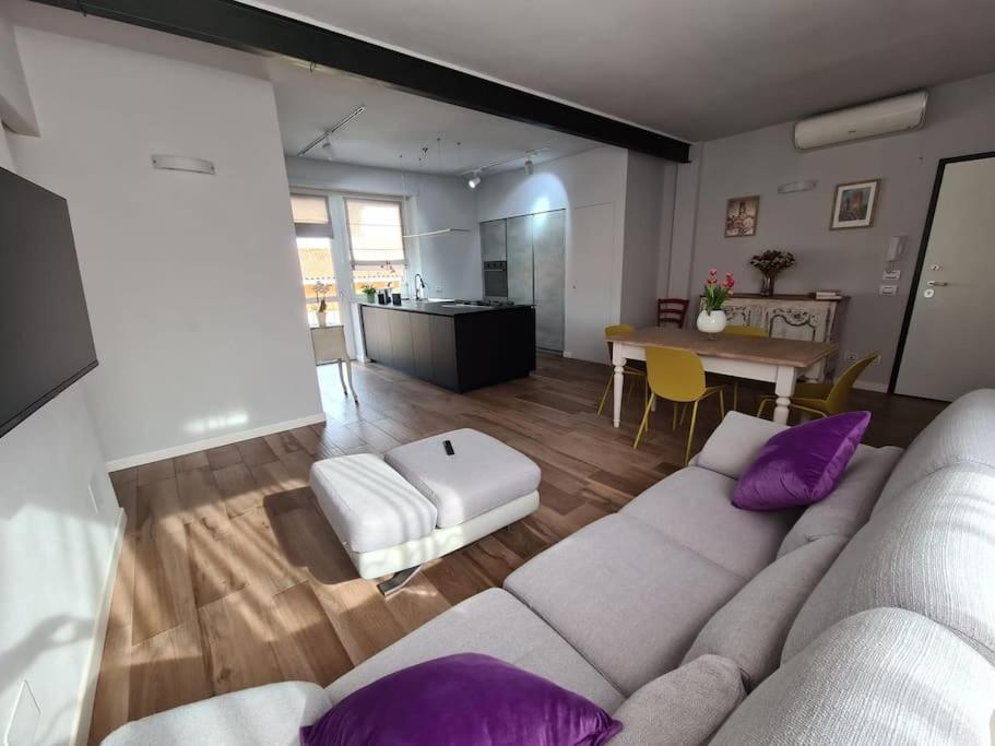 Cuore Di Alba Charming Apartment Alba (Piedmont) Exterior foto